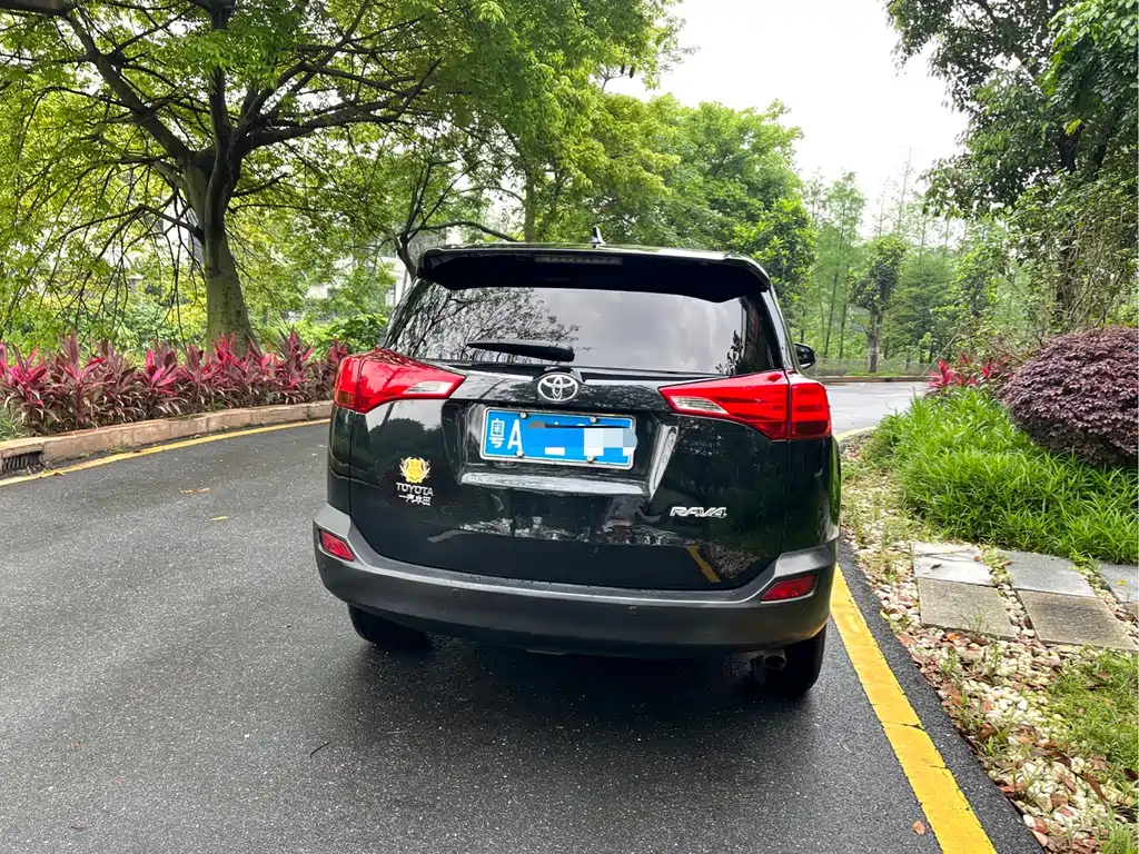 TOYOTA RAV4 RONGFANG 2016