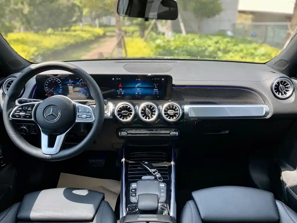 MERCEDES BENZ GLB 2022