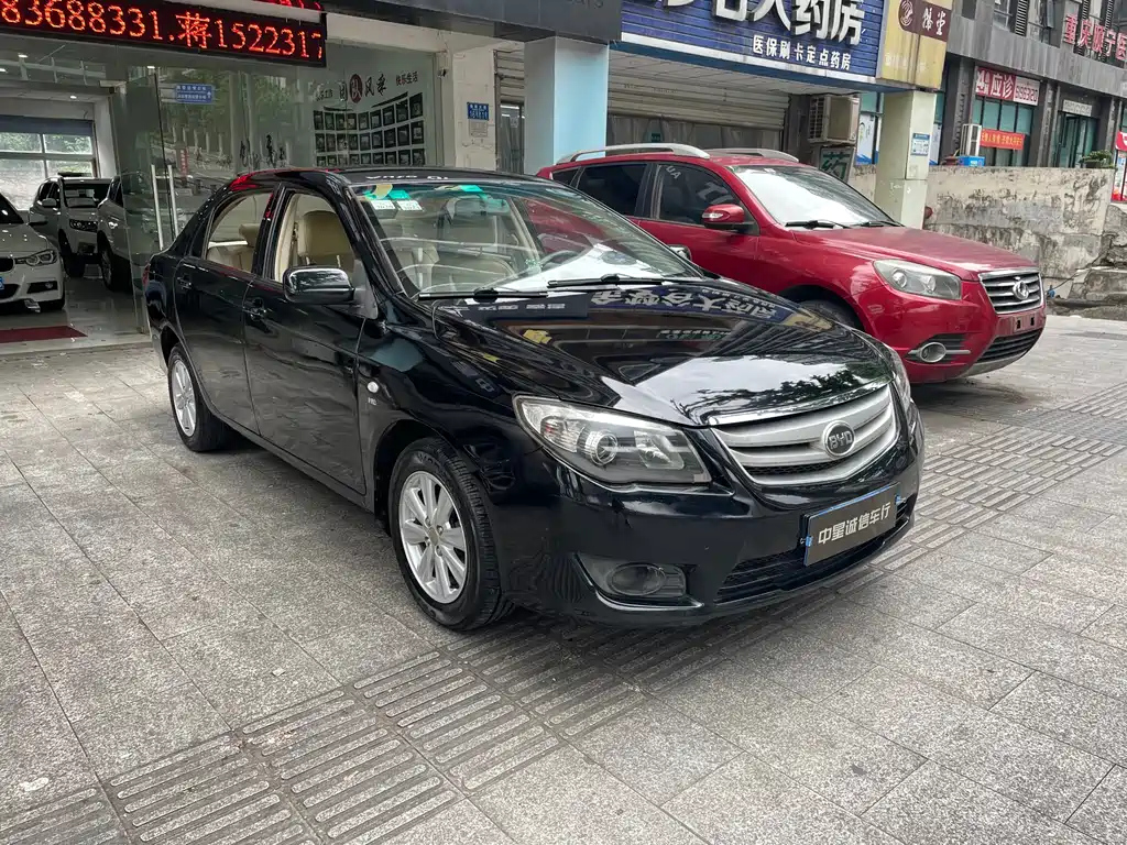 BYD L3 2012