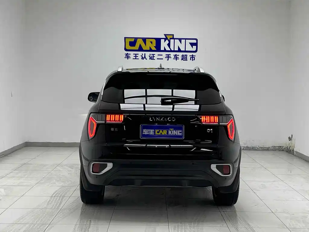 LYNK&CO 01 2020
