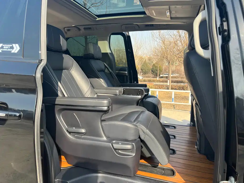 TRUMPCHI M8 2019