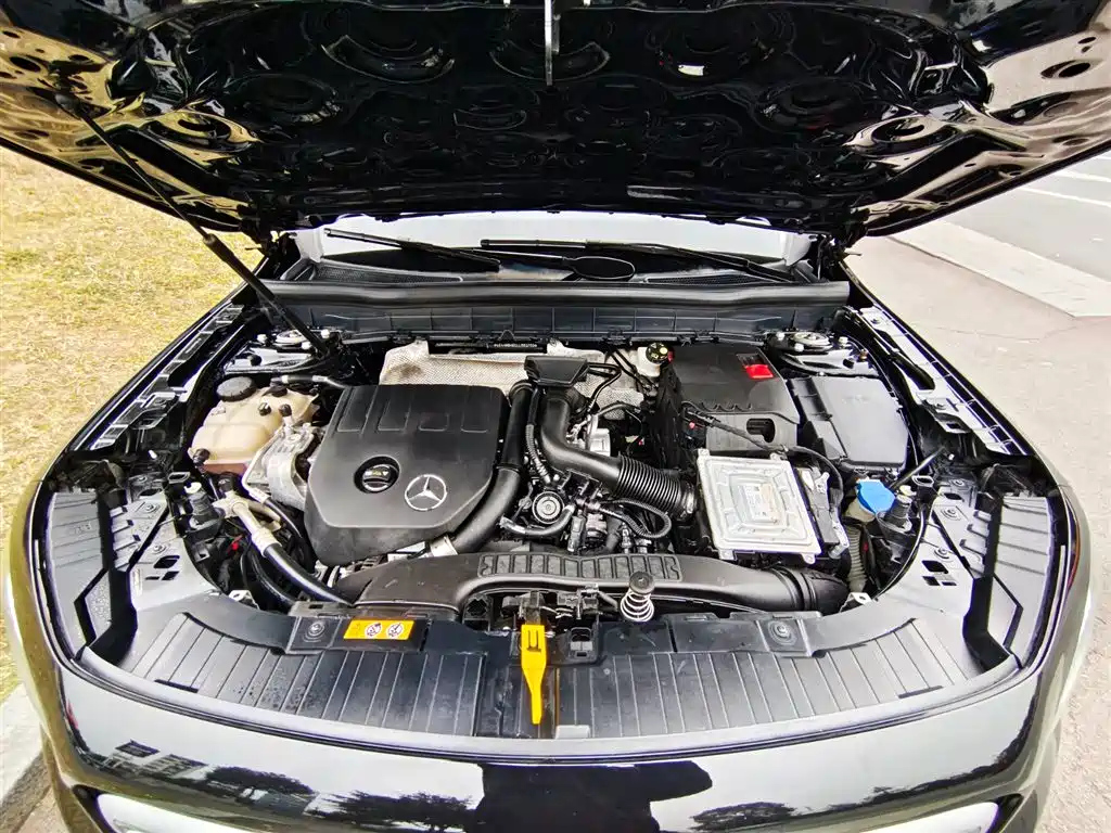 MERCEDES BENZ GLB 2020