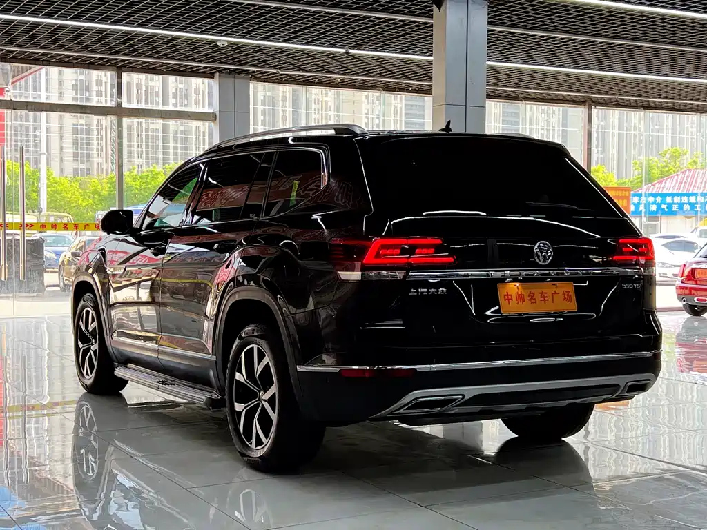 VOLKSWAGEN TOURAN 2021