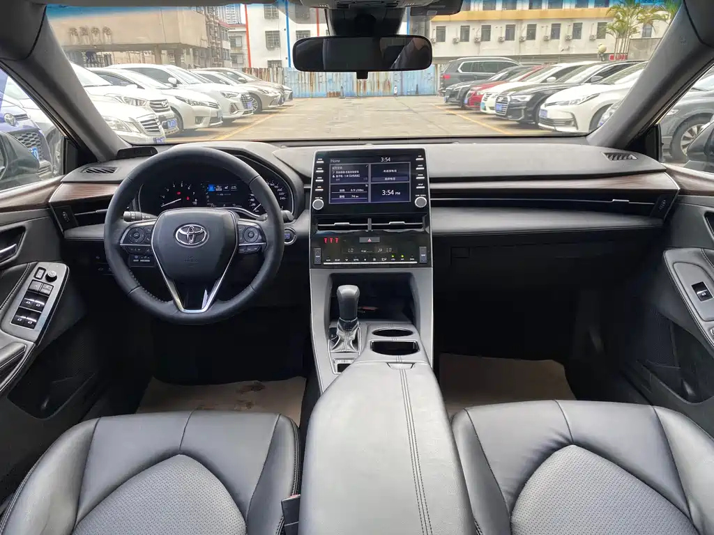 TOYOTA AVALON 2021