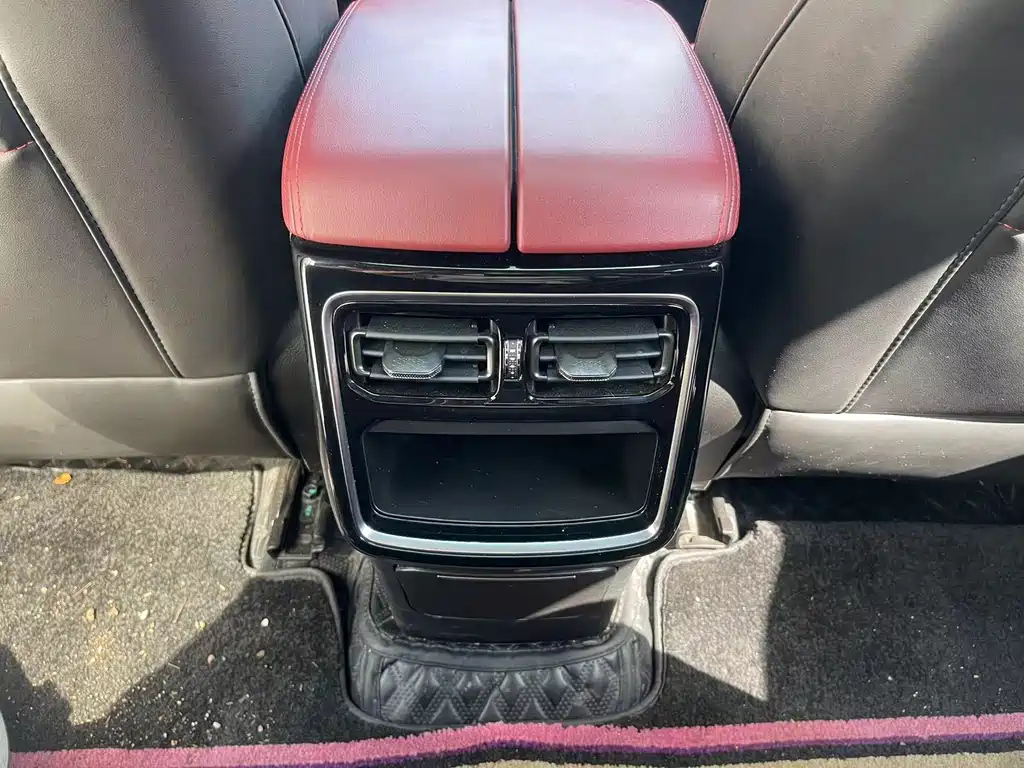 JETOUR X70 PLUS 2022