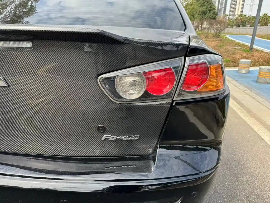 MITSUBISHI LANCER EX 2013
