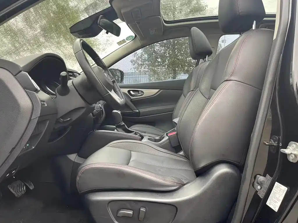 NISSAN QASHQAI 2020