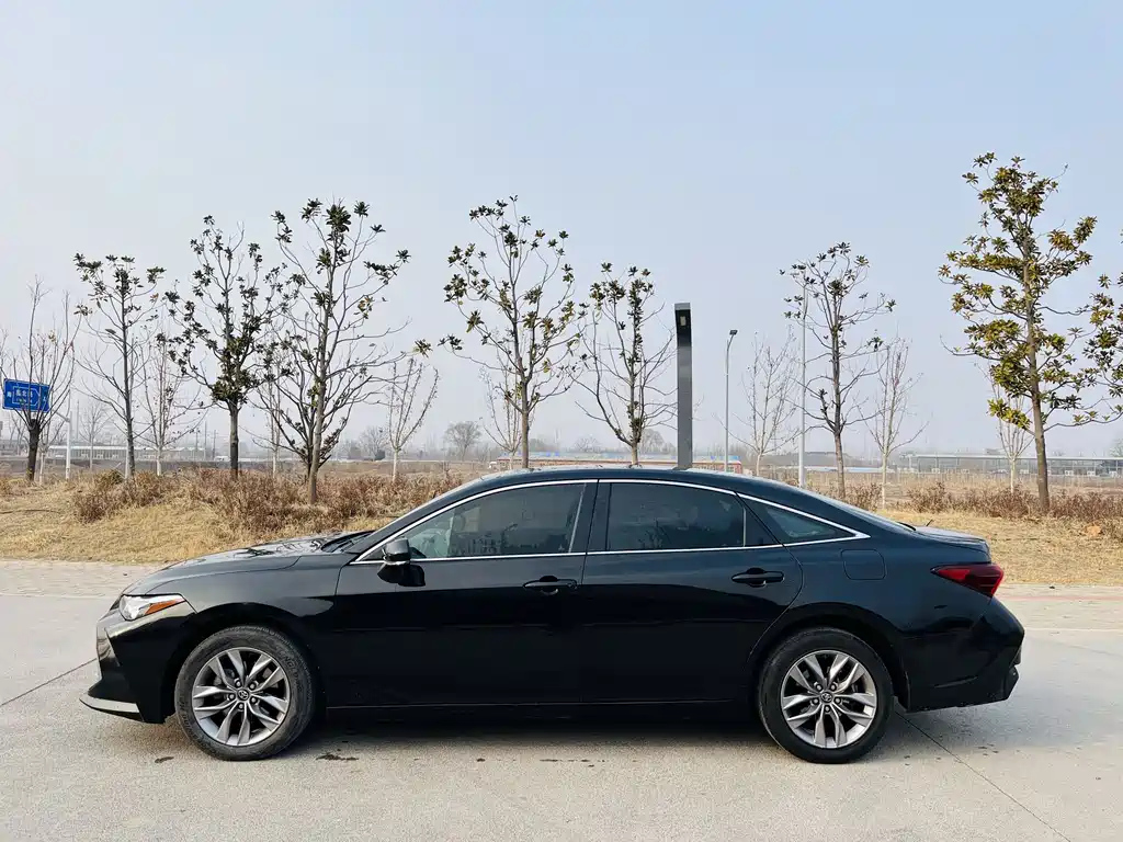 TOYOTA AVALON 2021