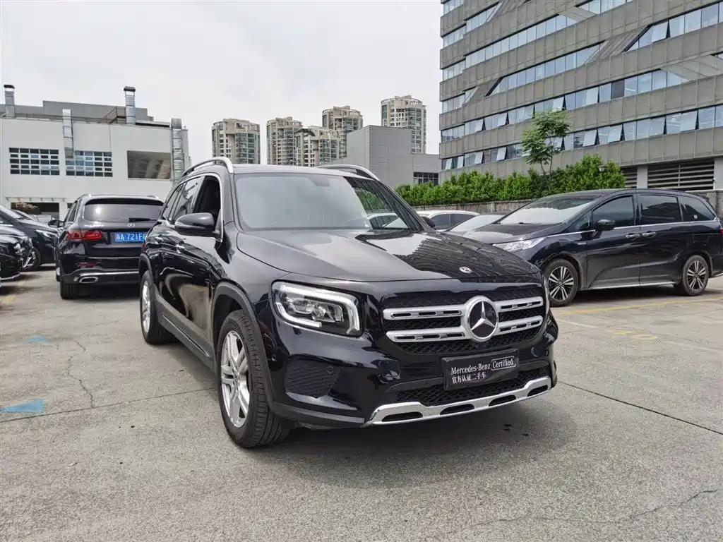 MERCEDES BENZ GLB 2020