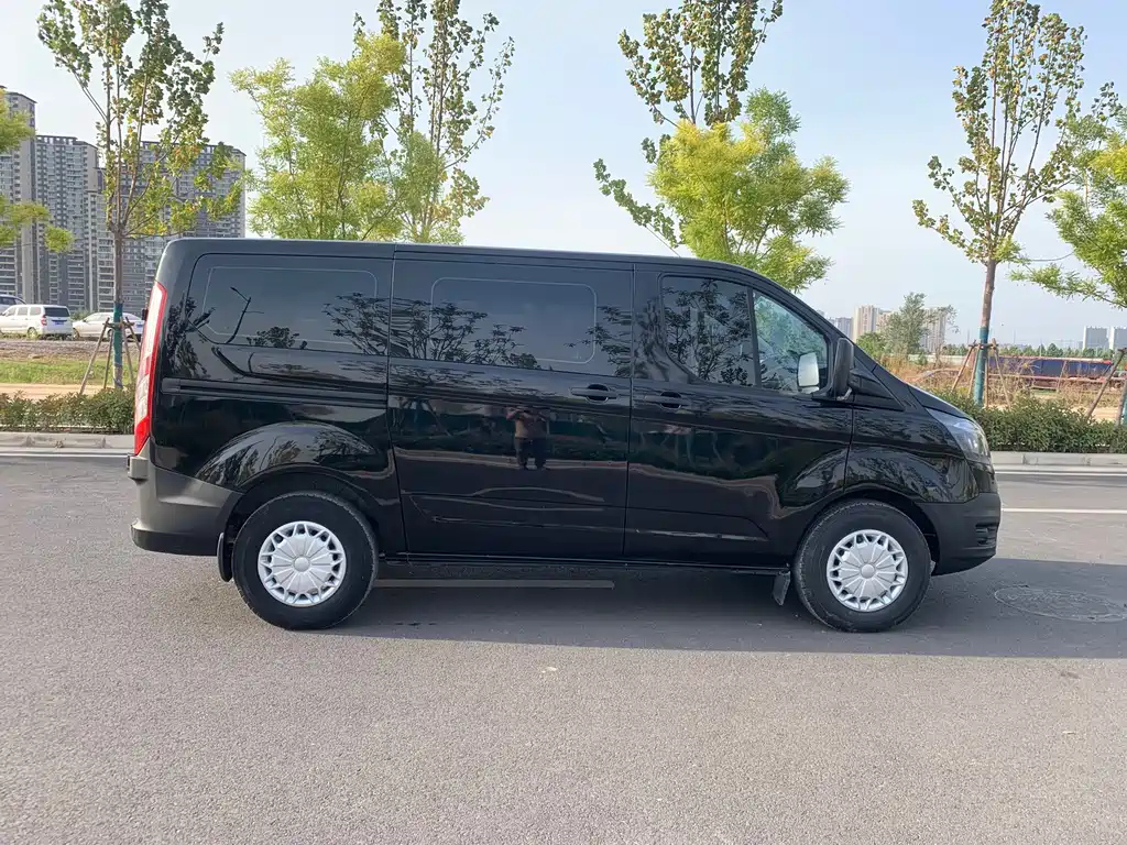 FORD TRANSIT 2018