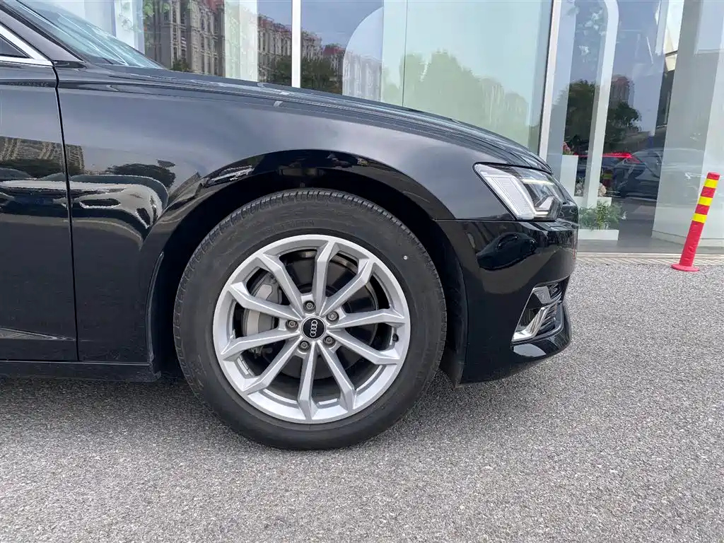 AUDI A6L 2023