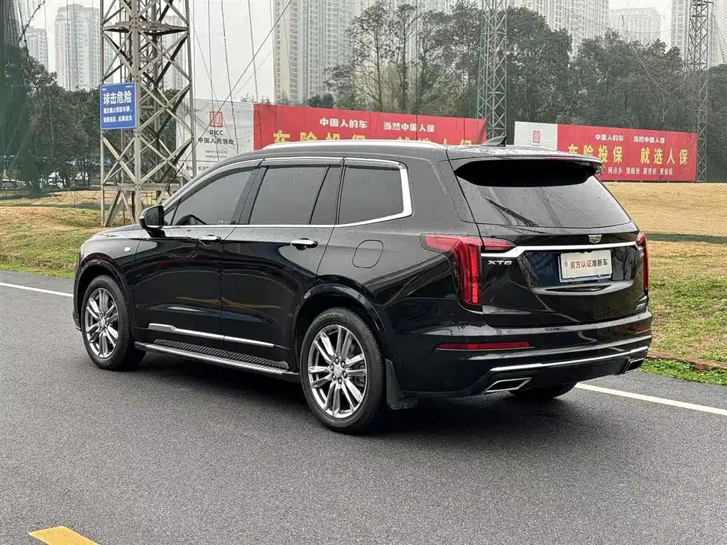 CADILLAC XT6 2022