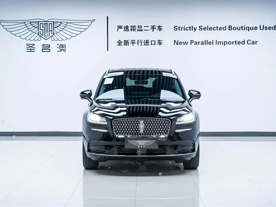 LINCOLN ADVENTURER 2022