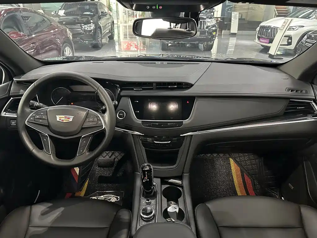 CADILLAC XT5 2021