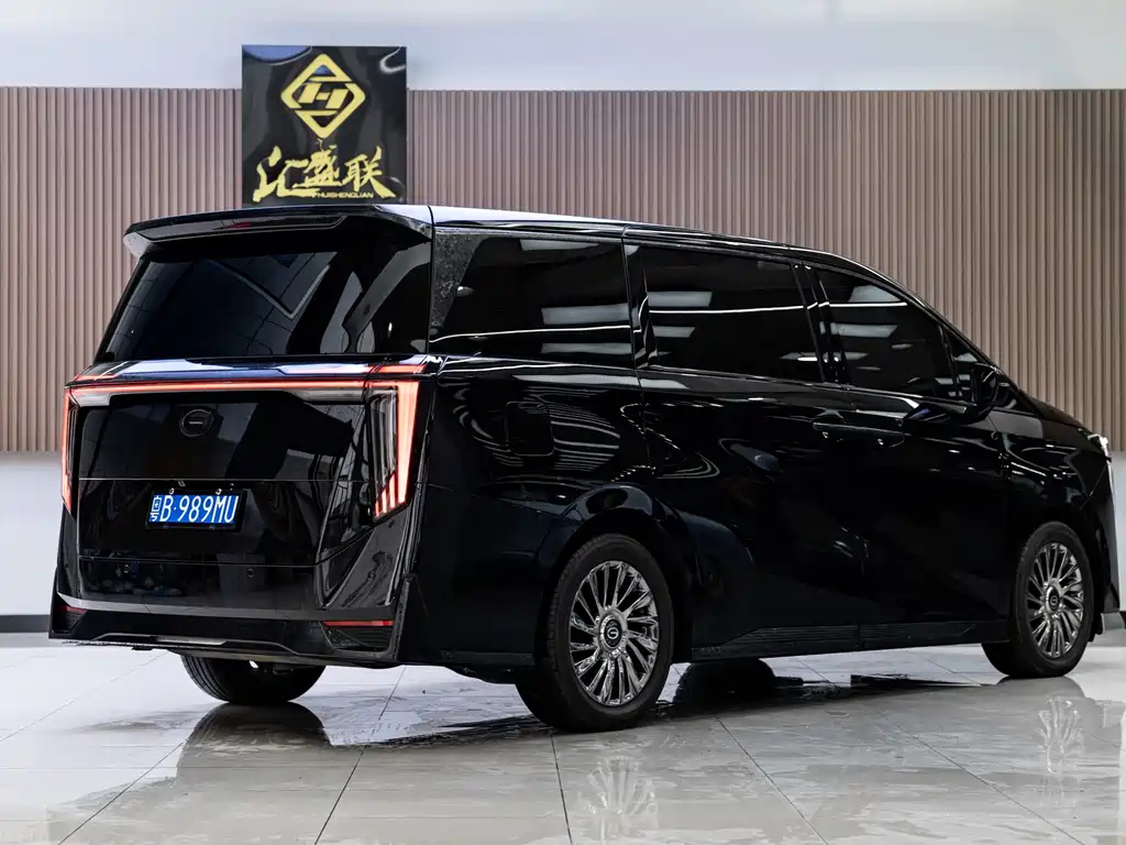 TRUMPCHI M8 2023