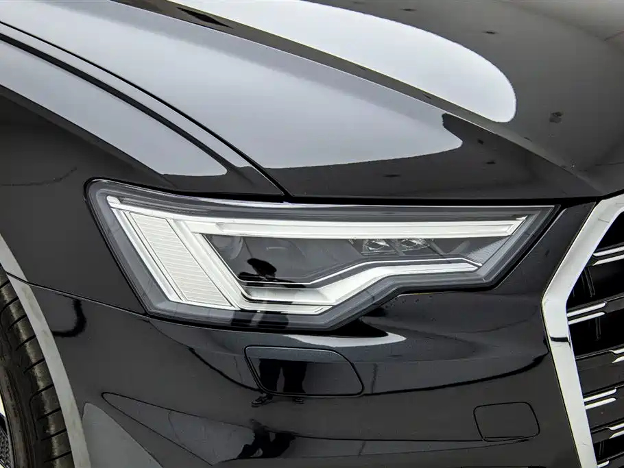 AUDI A6L 2023