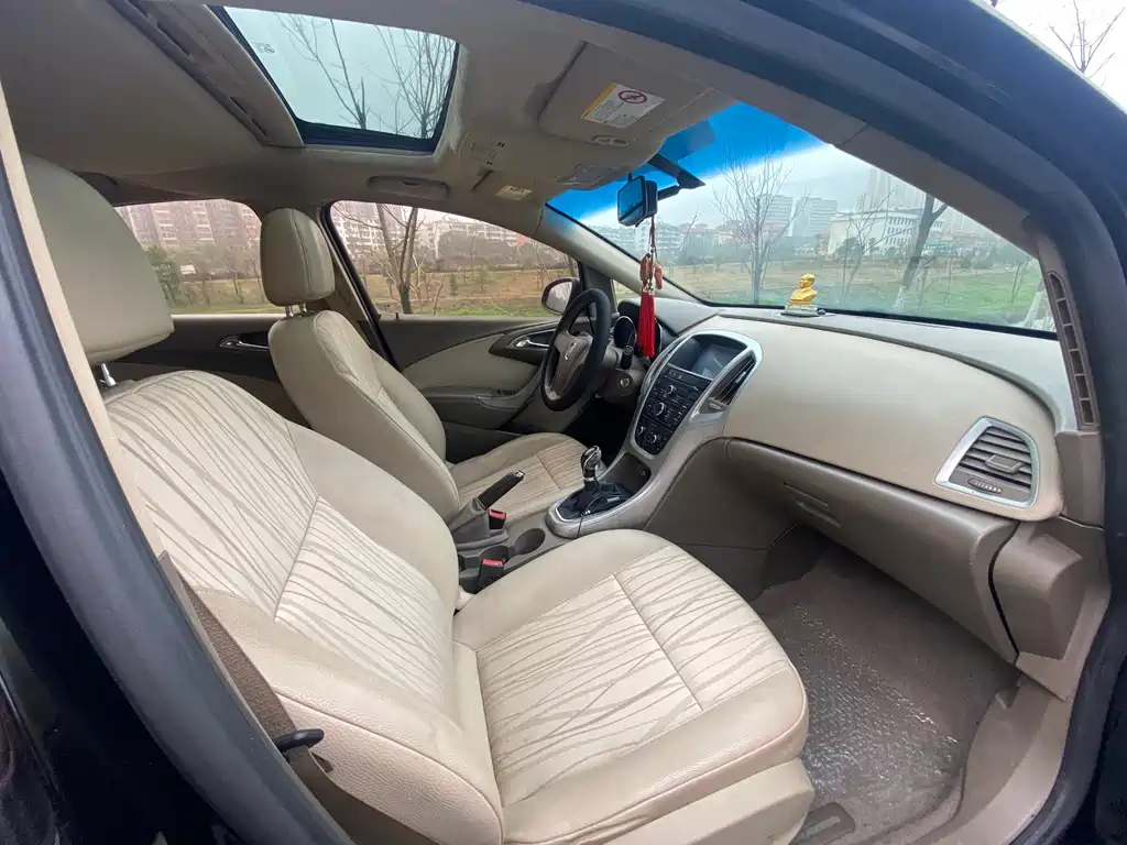 BUICK EXCELLE 2013