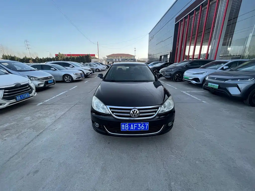 VOLKSWAGEN LAVIDA 2011
