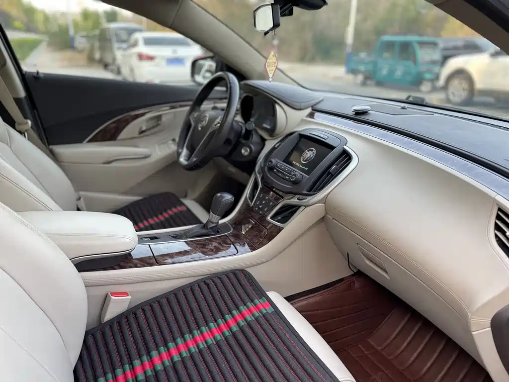 BUICK LACROSSE 2015