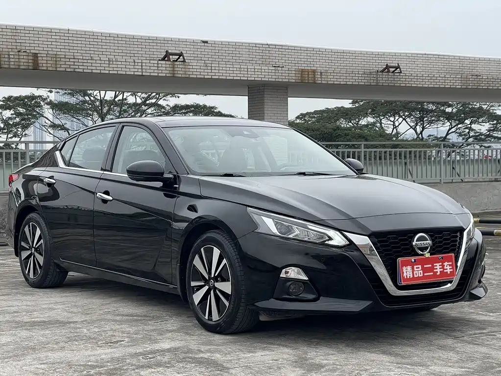 NISSAN TEANA 2021