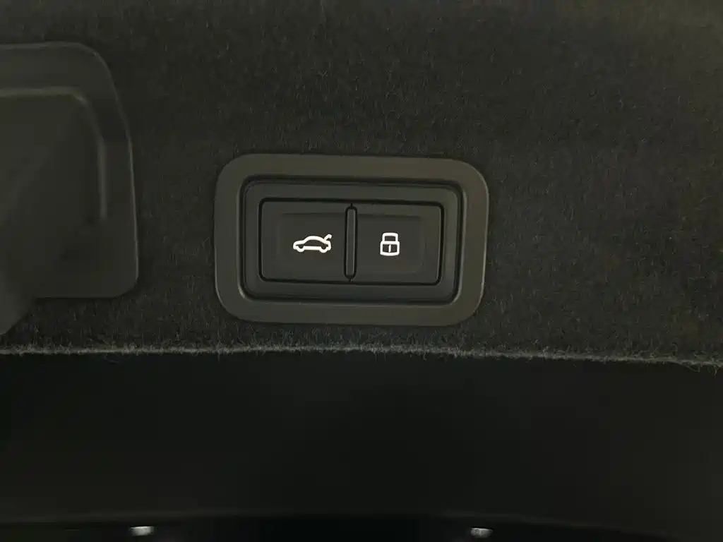 AUDI A6L 2023