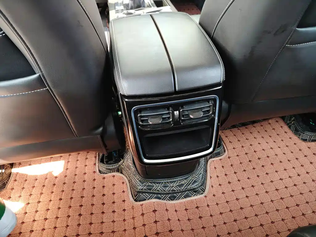 JETOUR X70 PLUS 2021