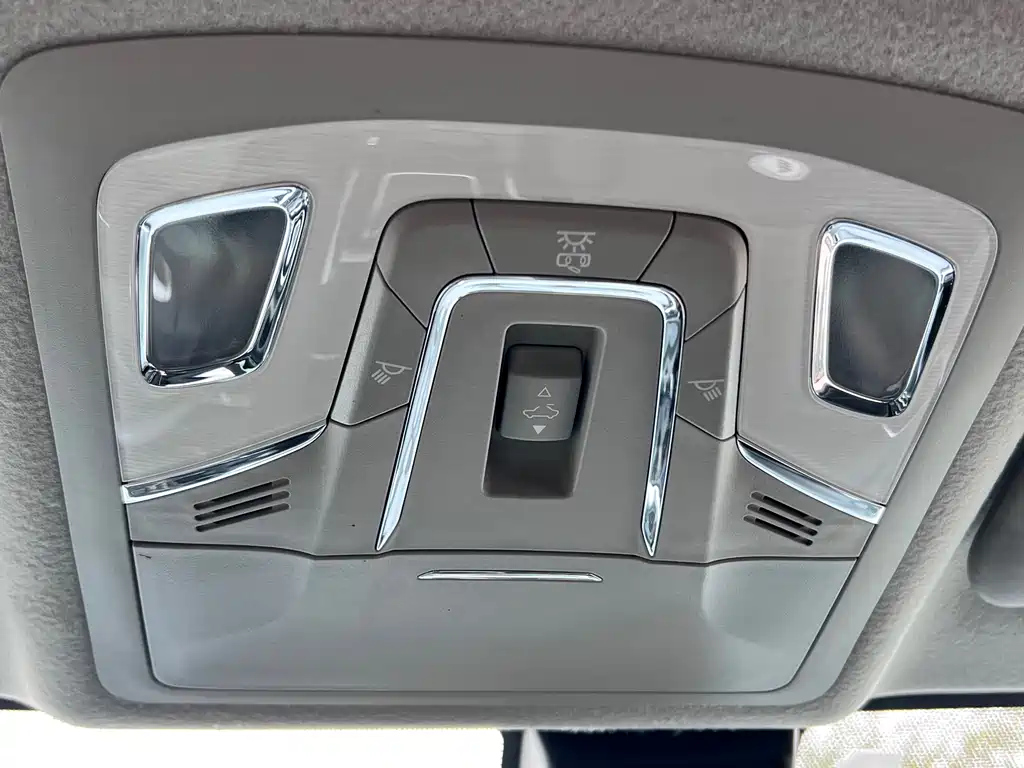 NISSAN SYLPHY 2022