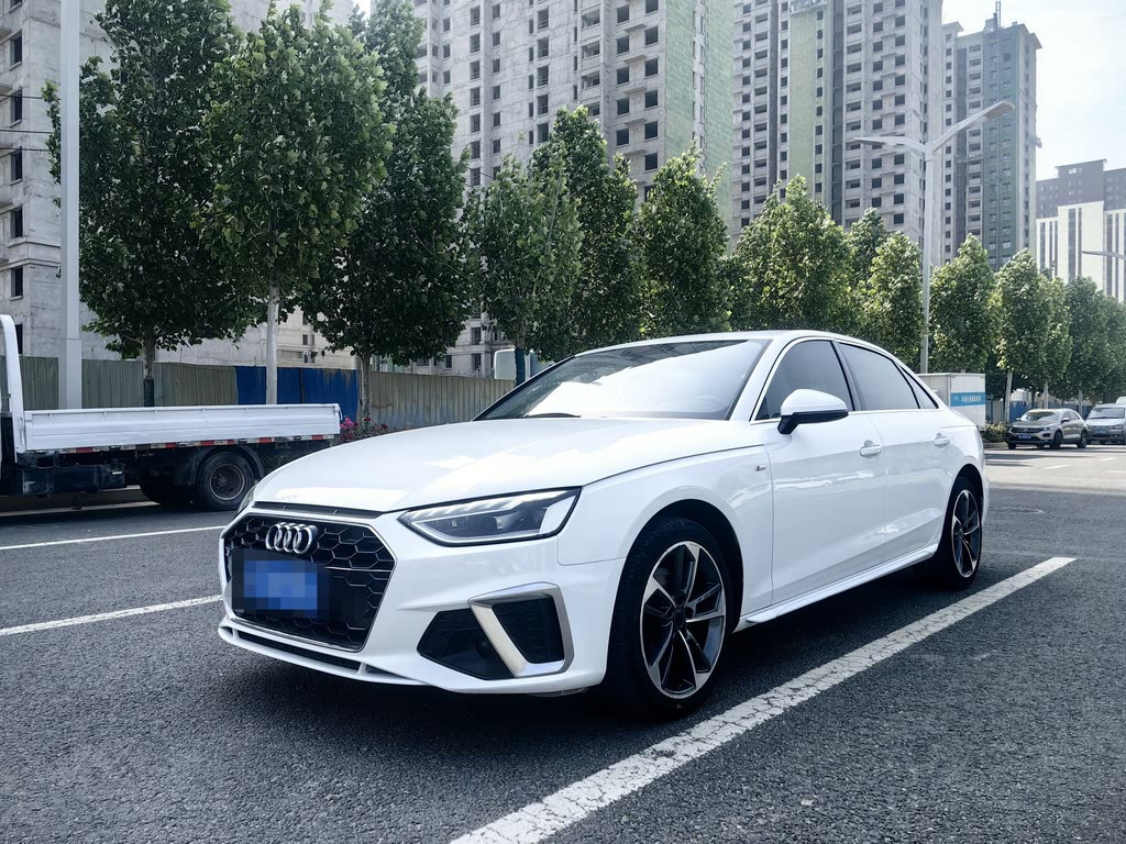 AUDI A4L 2022