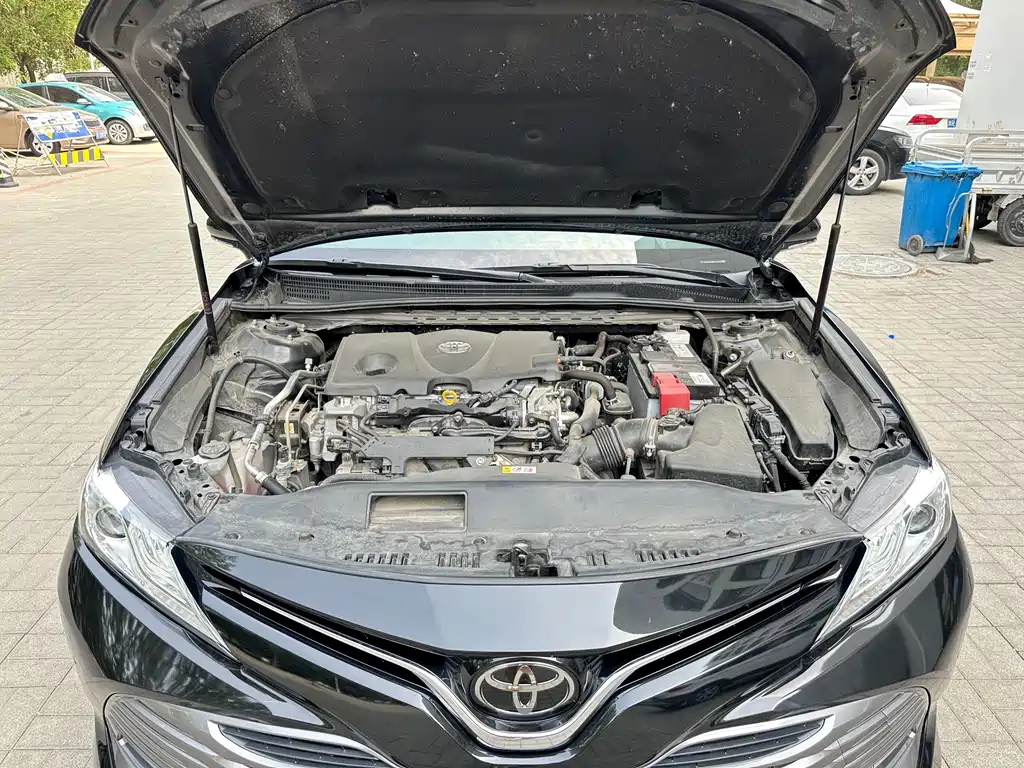 TOYOTA CAMRY 2021