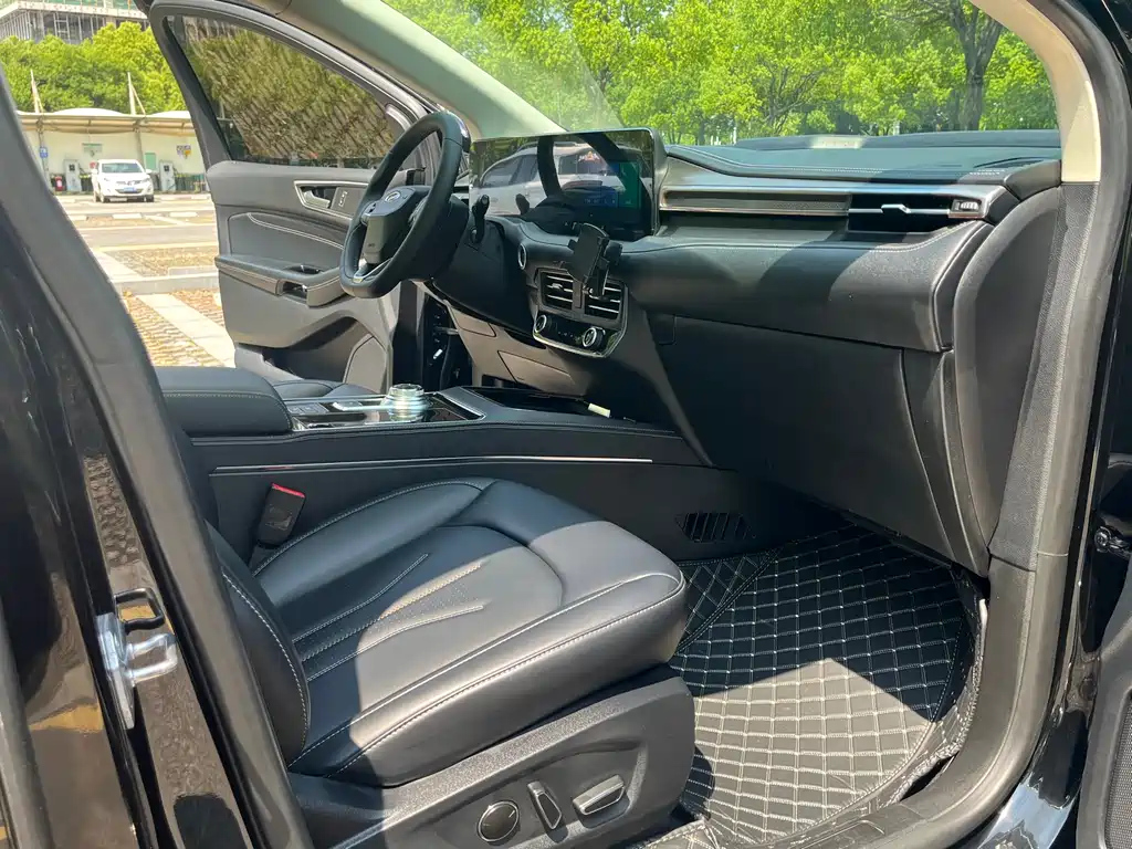 FORD EDGE 2021