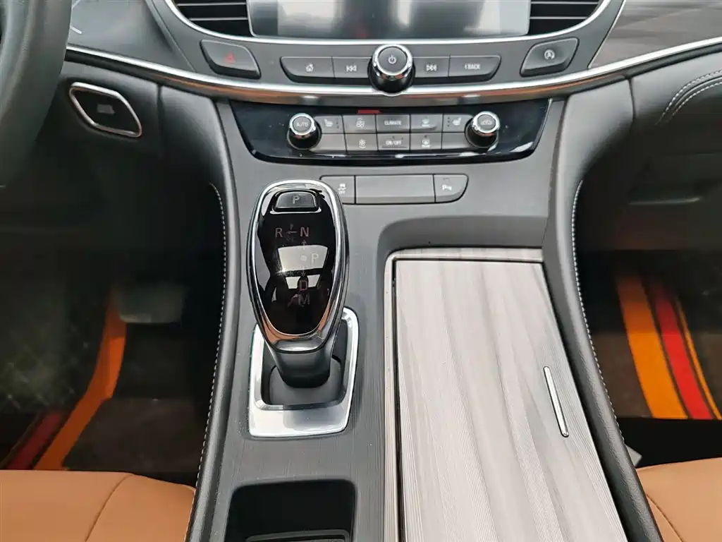 BUICK LACROSSE 2022