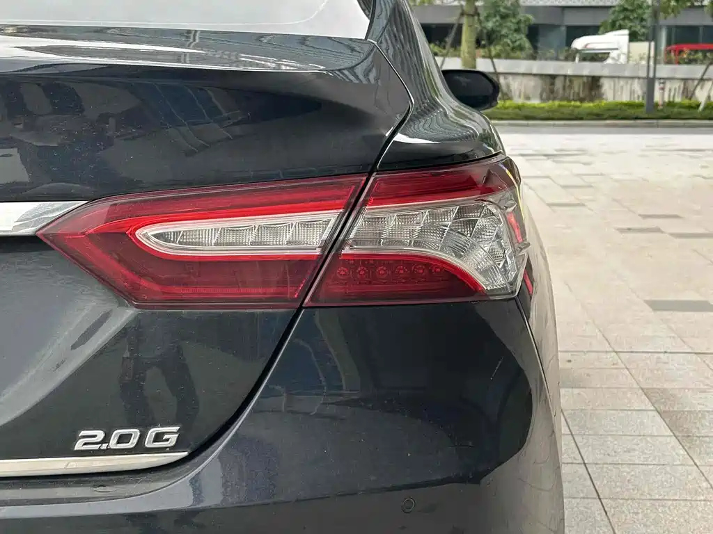 TOYOTA CAMRY 2020