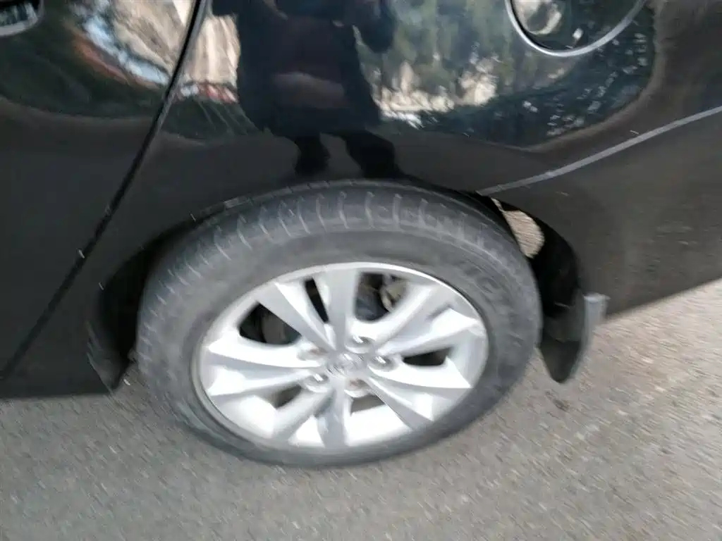 CHANGAN EADO 2014