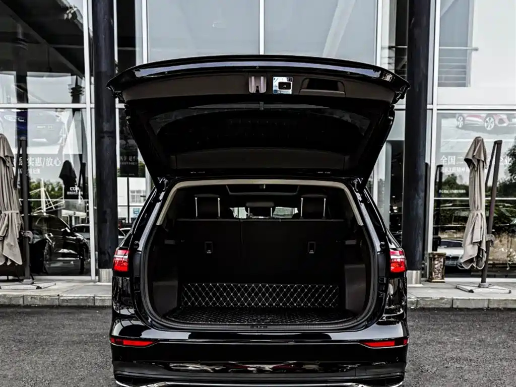 VOLKSWAGEN VILORAN 2022