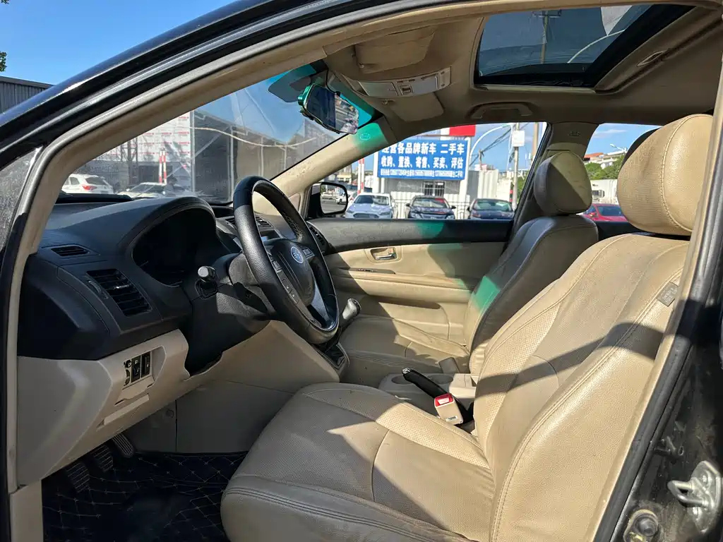 BYD S6 2011