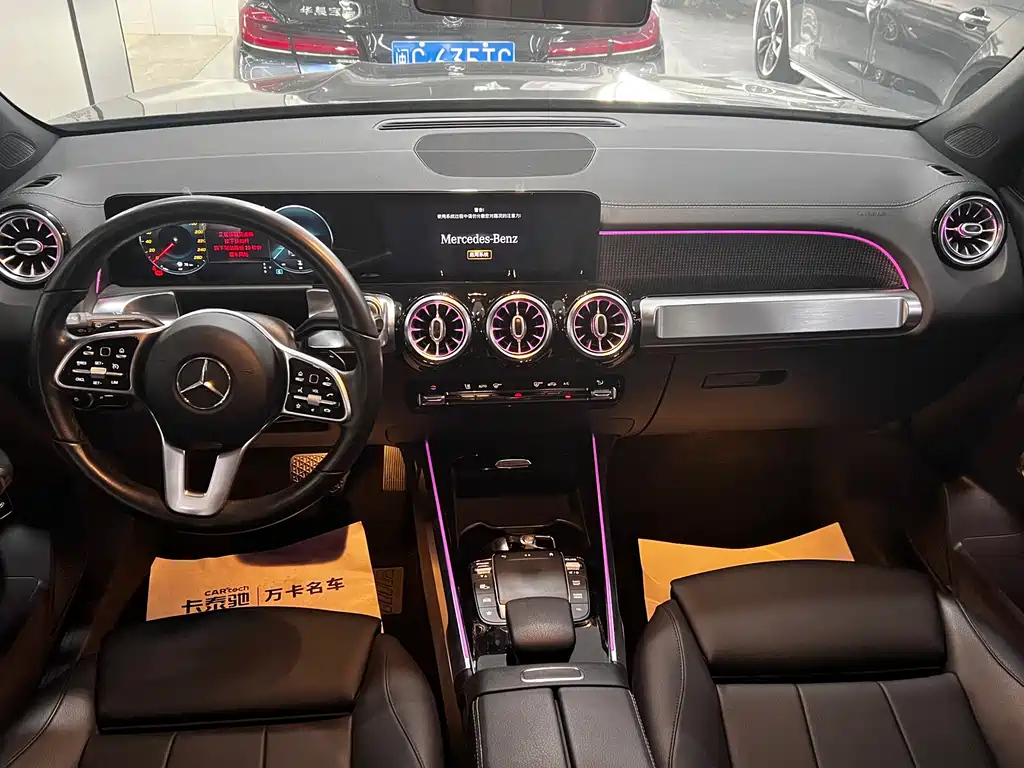 MERCEDES BENZ GLB 2021