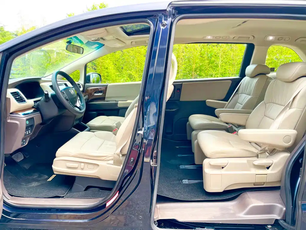 HONDA ODYSSEY 2016