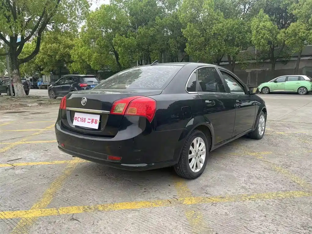 BUICK EXCELLE 2012
