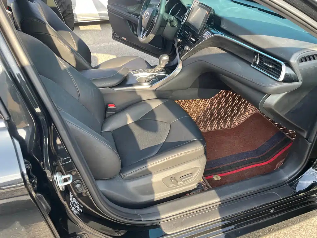 TOYOTA CAMRY 2022