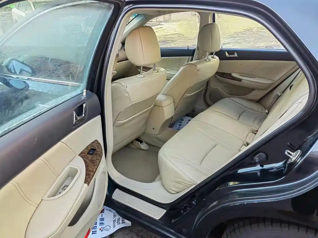BYD G6 2013