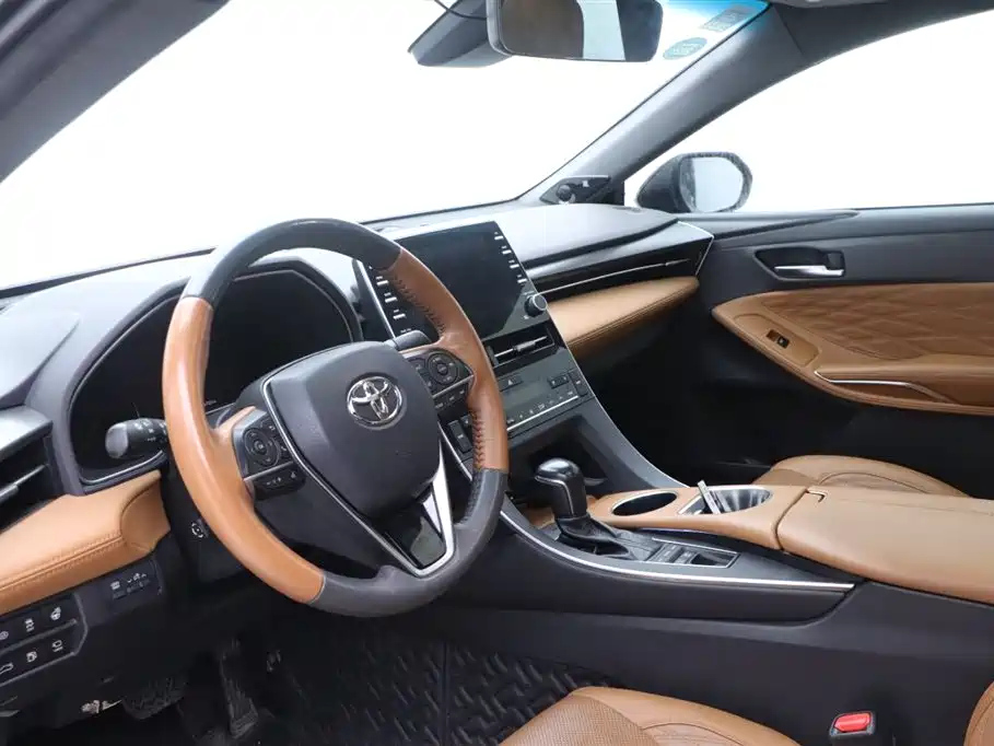 TOYOTA AVALON 2019