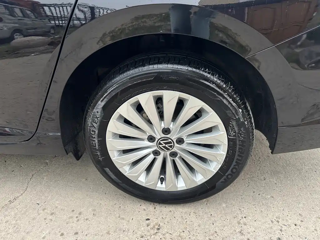 VOLKSWAGEN LAVIDA 2022