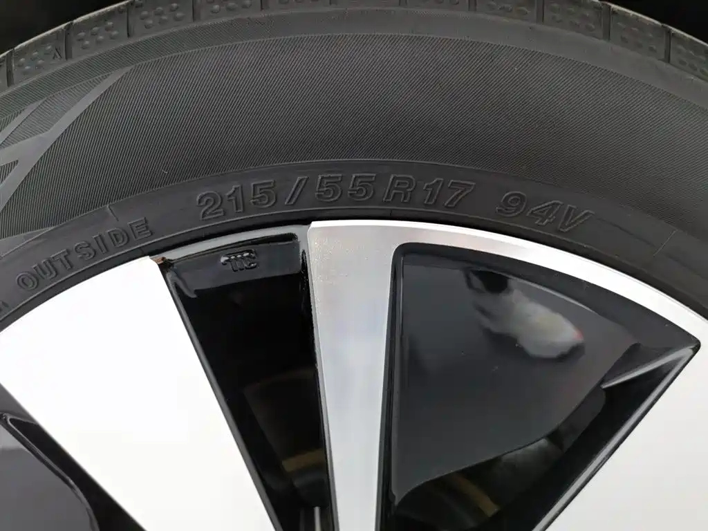 NISSAN TEANA 2019
