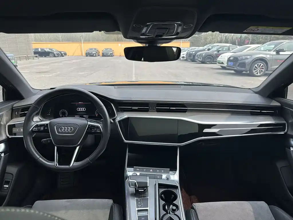 AUDI A6L 2021