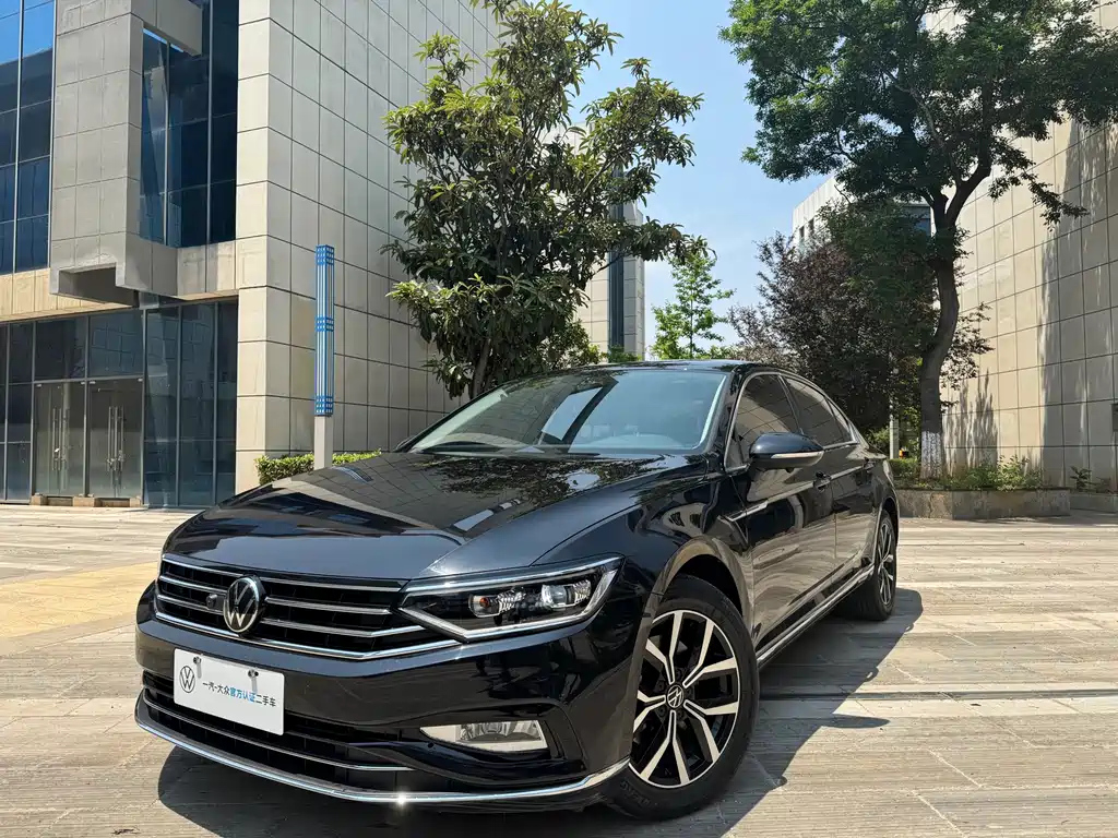 VOLKSWAGEN MAGOTAN 2021