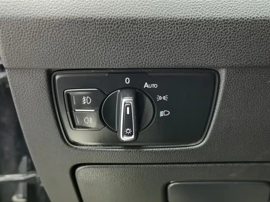 VOLKSWAGEN MAGOTAN 2020