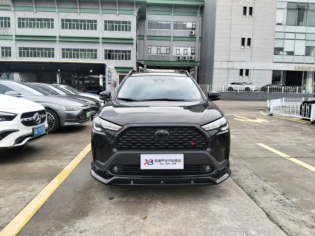 TOYOTA COROLLA CROSS 2024