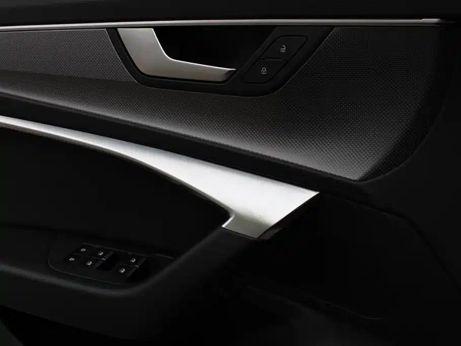 AUDI A6L 2021