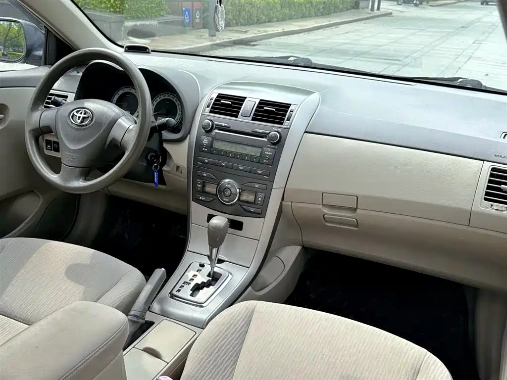 TOYOTA COROLLA 2009