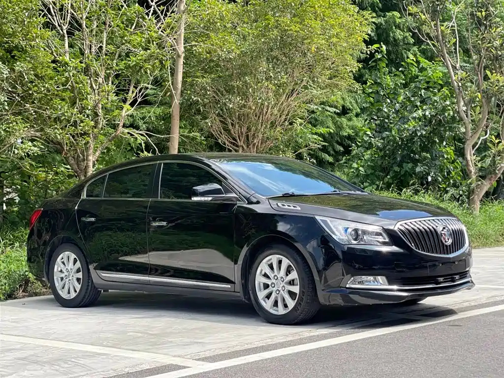 BUICK LACROSSE 2015